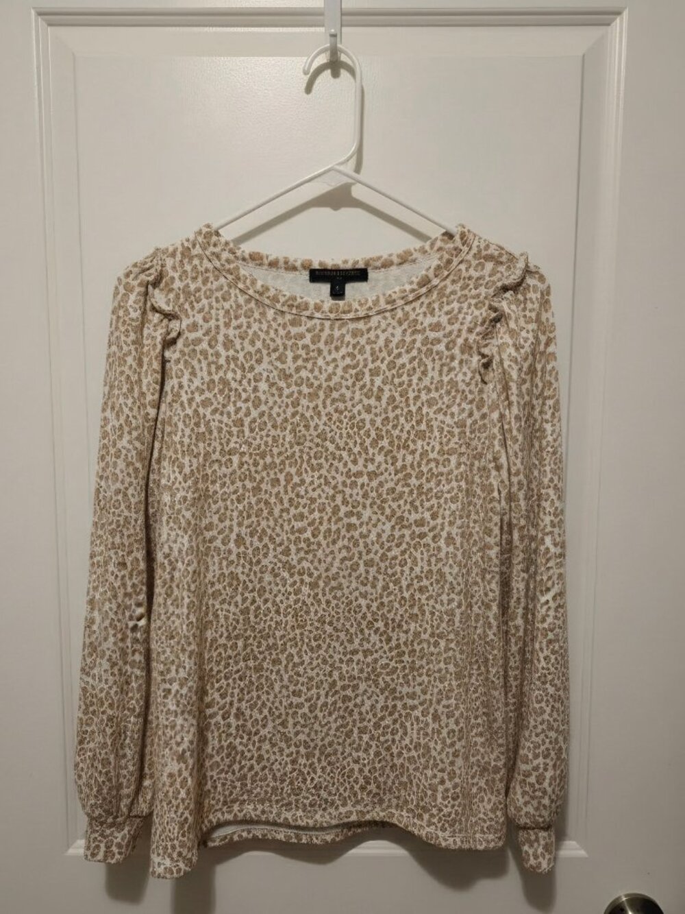 Banana Republic leopard sweater